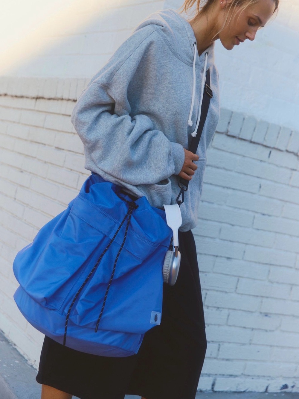 NWT FP Movement by Free People Ego Boost Mega Bucket Bag in Blueberry - Picture 7 of 11